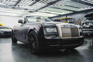 Rolls Royce Ghost Rental: Standard Features You Can Expect